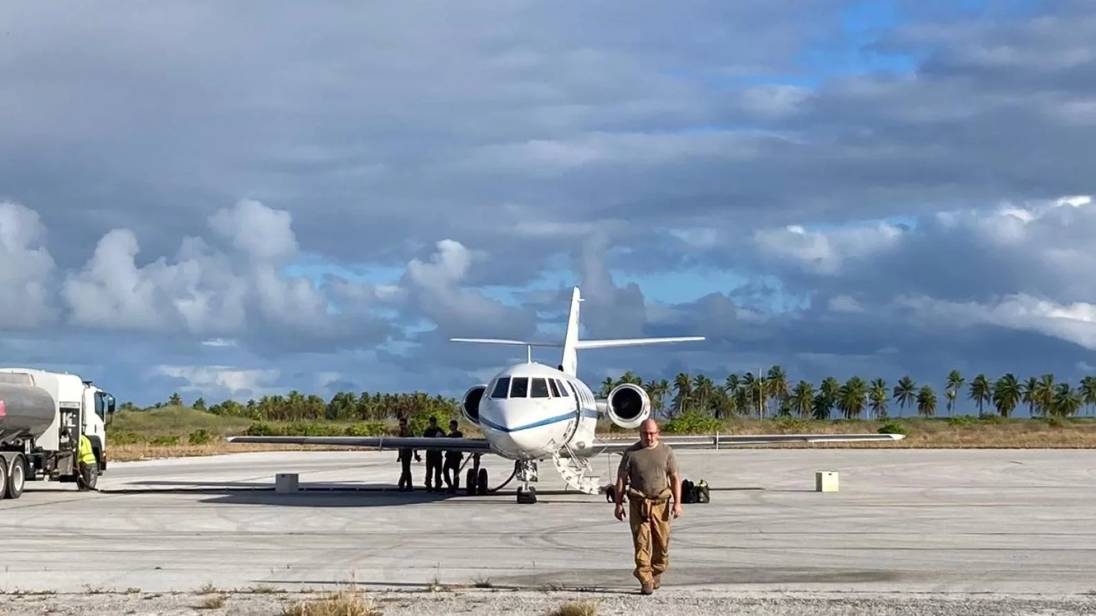 Un aéronef de surveillance maritime Falcon 200 GARDIAN sur l’île de Christmas