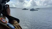 La frégate de surveillance Germinal, le bâtiment de soutien et d’assistance outre-mer Dumont d’Urville et le patrouilleur Antilles-Guyane La Combattante