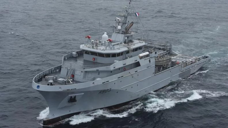 Le bâtiment de soutien Rhône