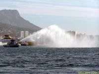 L'Estérel essaie son canon Ã  eau