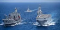 Le porte-hélicoptères Tonnerre se ravitaille auprès du pétrolier américain USNS Big Horn
