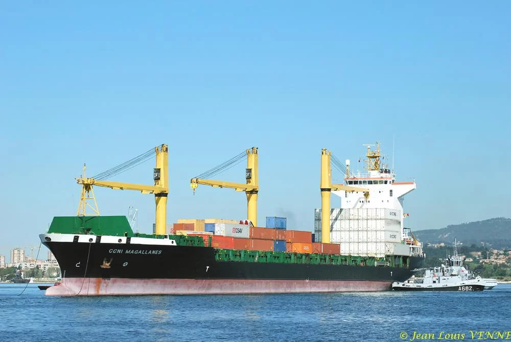 Arrivée à Toulon du porte-conteneurs Magallanes