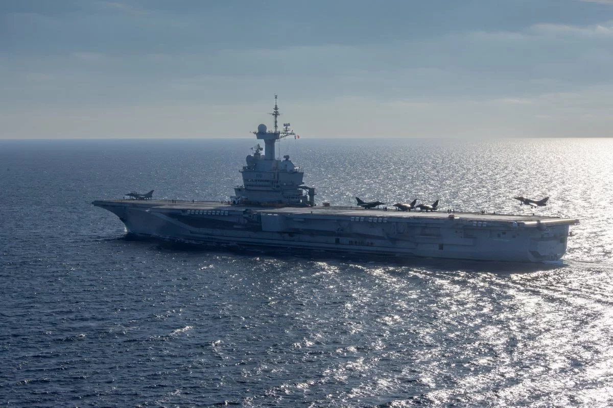 Le porte-avions Charles de Gaulle