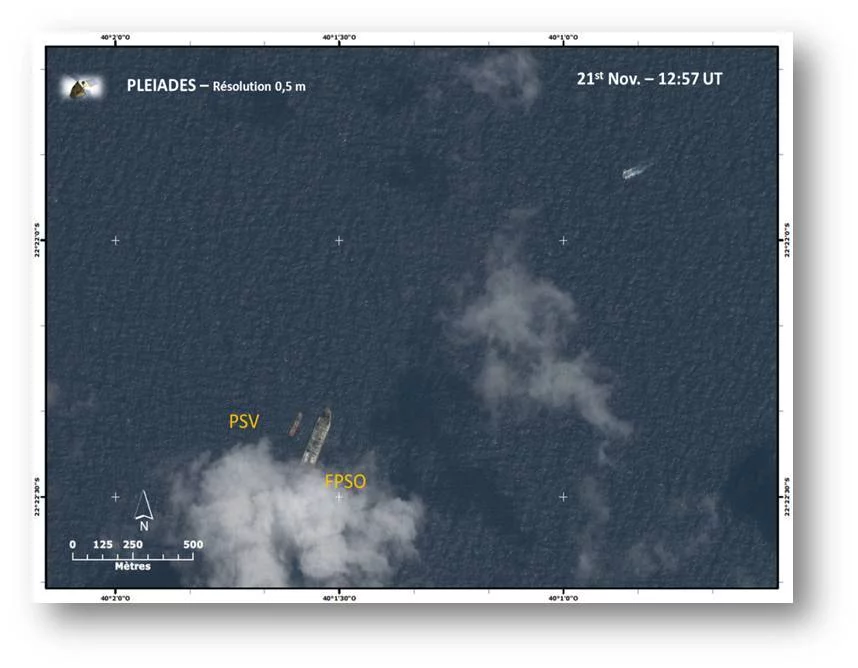 Vue par satellite de navires vietnamiens pêchant illégalement dans les atolls d’Entrecasteaux