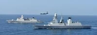 La frégate hollandaise De Ruyter, la frégate Forbin et un Atlantique 2 de la flottille 23F,
