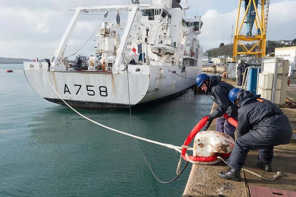 Le Beautemps-Beauprè quitte Brest pour une nouvelle expédition de 8 mois