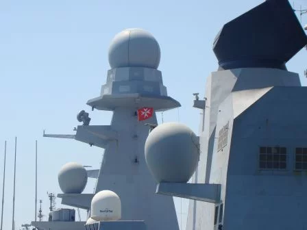 Remise du pavillon et de la croix de l’ordre de Malte aux FDA 