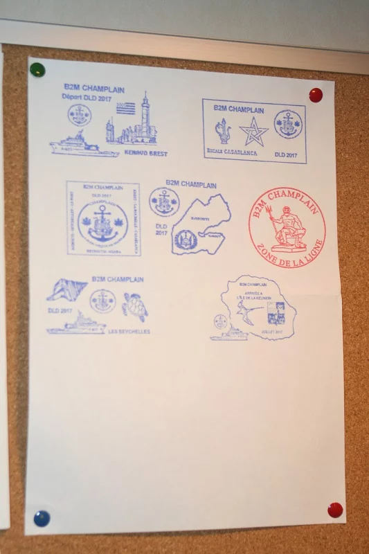 Les tampons utilisés pour les premières escales