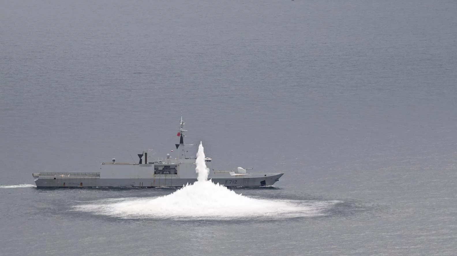Essai de choc sur la frégate Courbet