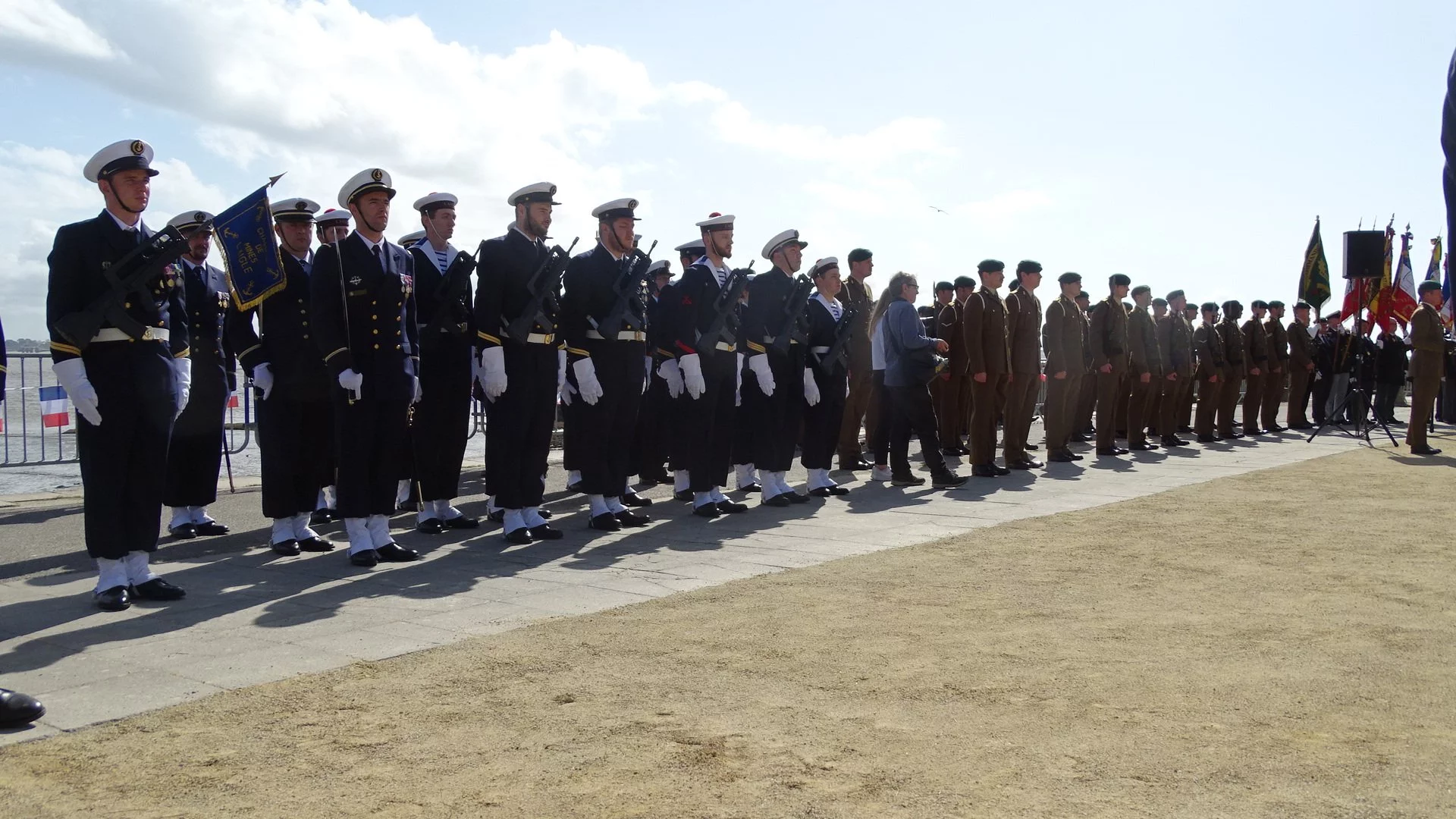 L’Aigle fait honneur aux héros de l’opération « Chariot » à St Nazaire