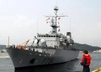 Arrivée du Vendémiaire à la base navale de Yokosuka