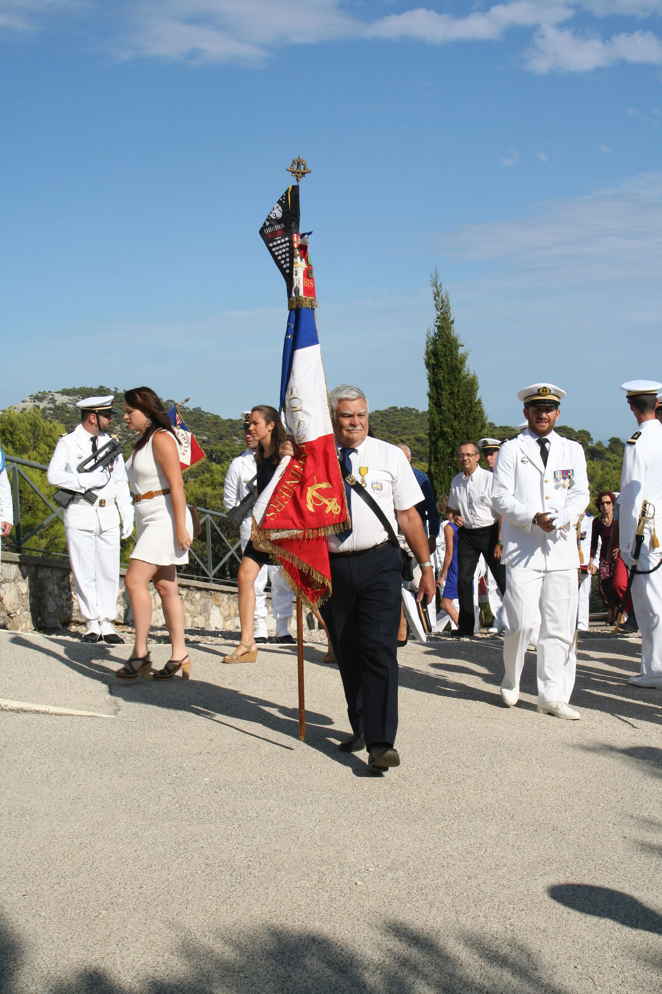 Le drapeau de l'AGASM section Rubis