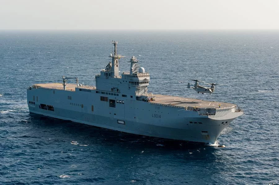 Un aéronef V22 sur le Tonnerre