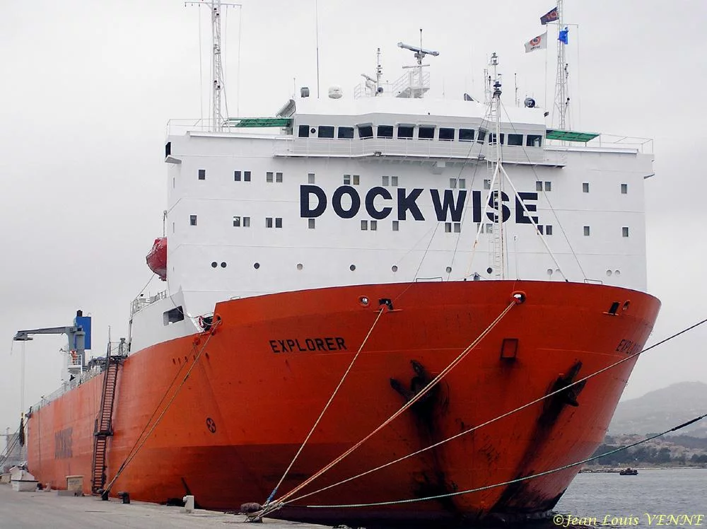 Le Dockwise Explorer