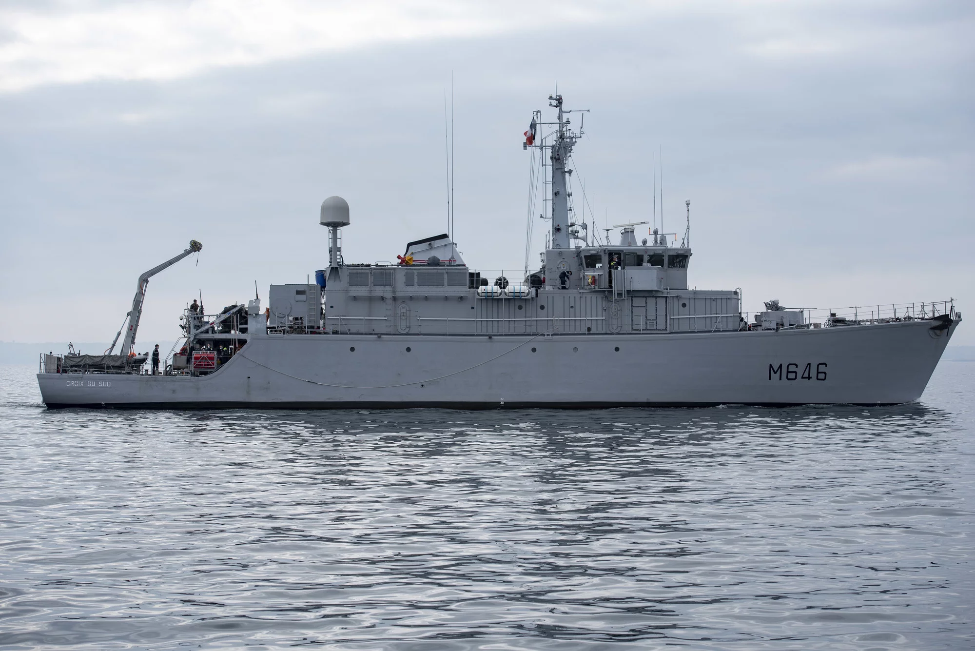Le chasseur de mines tripartite Croix du Sud