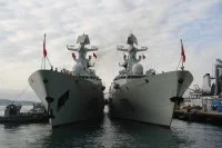 Les frégates Huangshan et Hengyang à Toulon