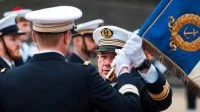 Remise du drapeau