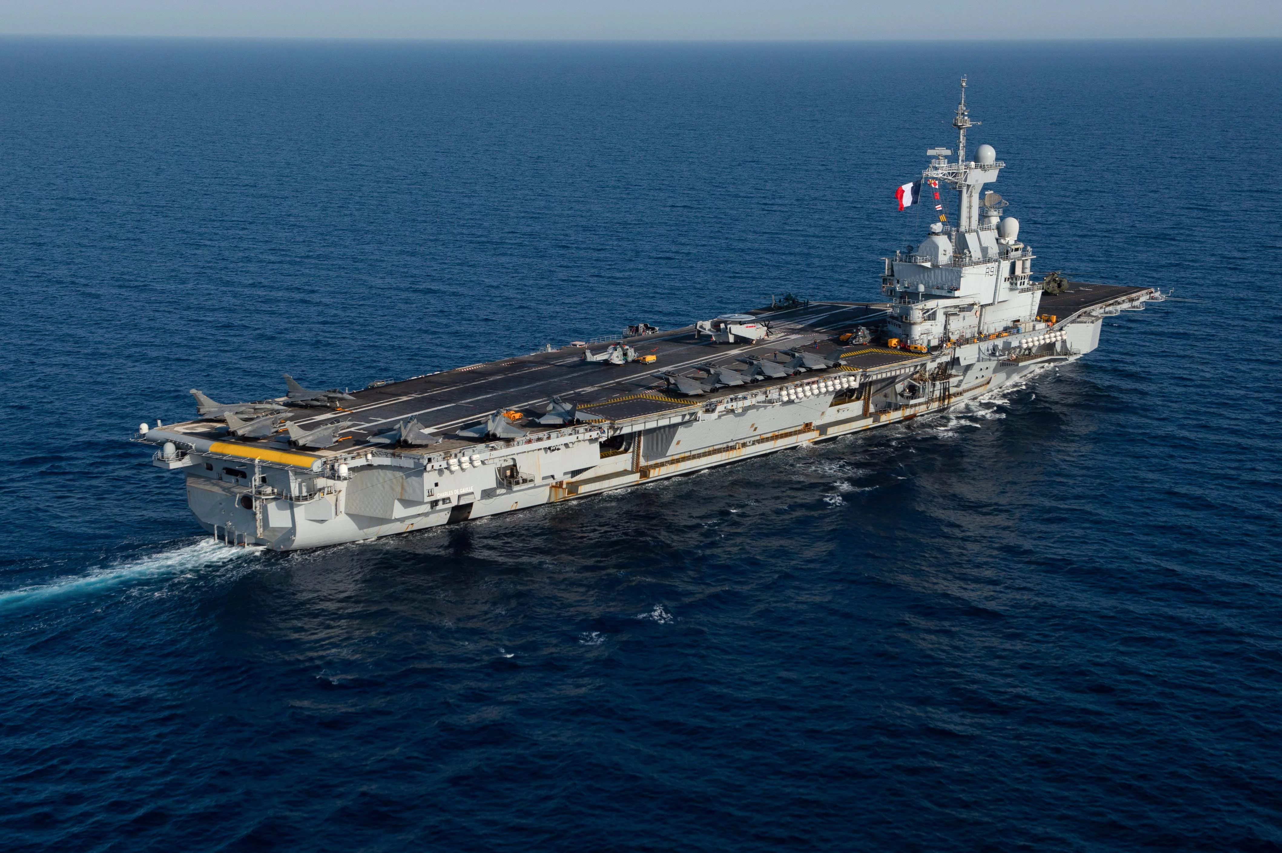 Le porte-avions Charles de Gaulle