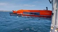 L'AUV Hugin sur son dispositif de mise à l'eau
