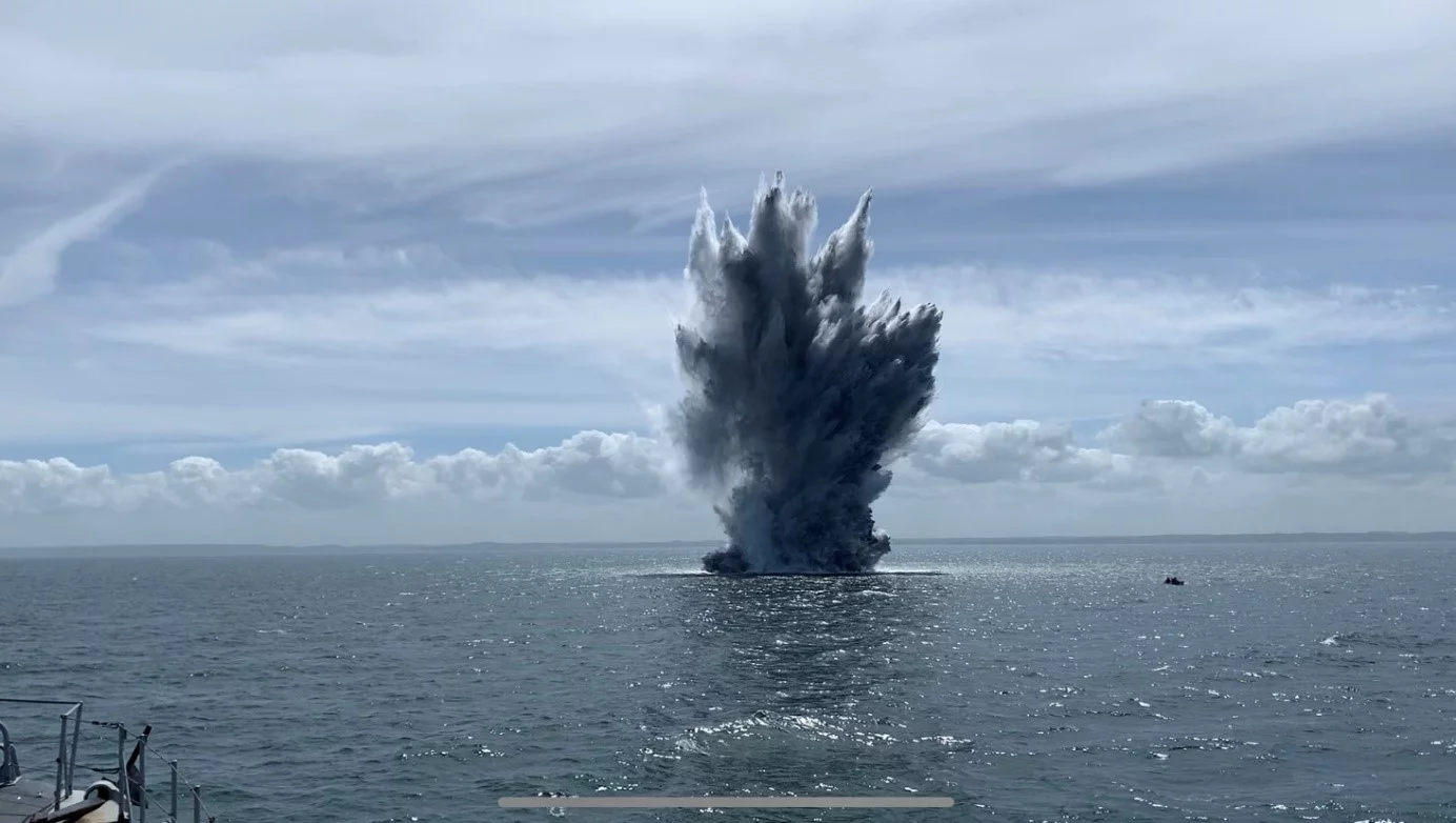 Contre-minage d'une mine de fond historique