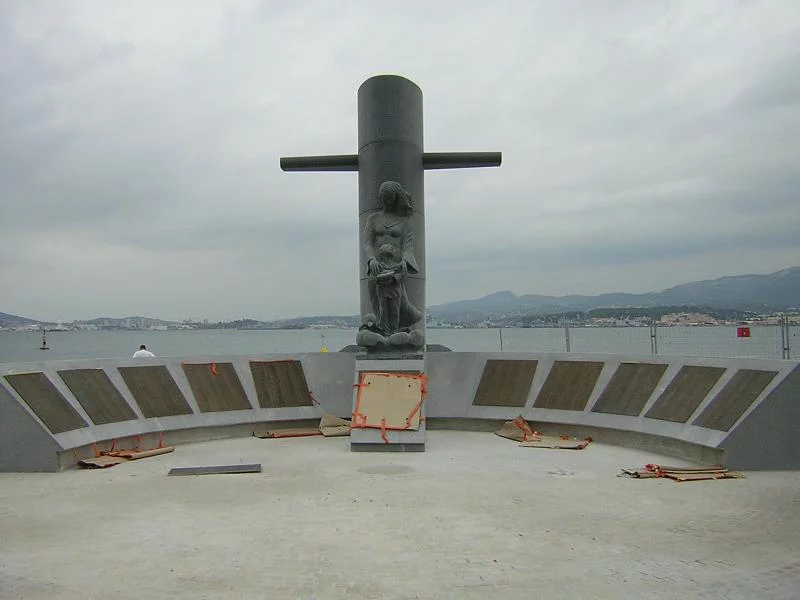 Monument national des sous-mariniers (vue générale)