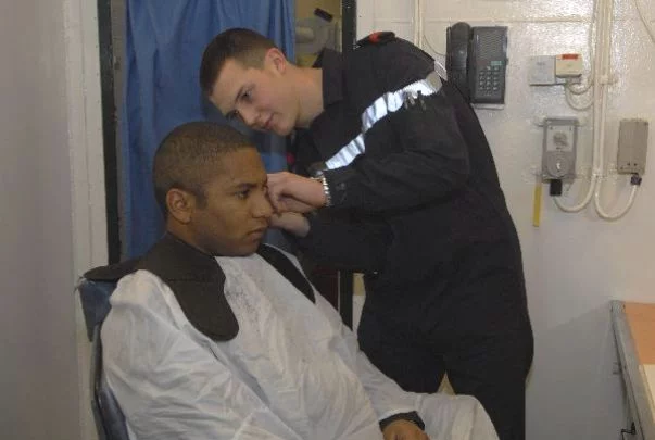 Chez le coiffeur