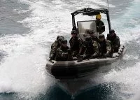 Les marins français s'approchent du Vicksburg