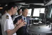 René Troccaz, ambassadeur de France auprès de la République de Chypre, visite le Jean Bart