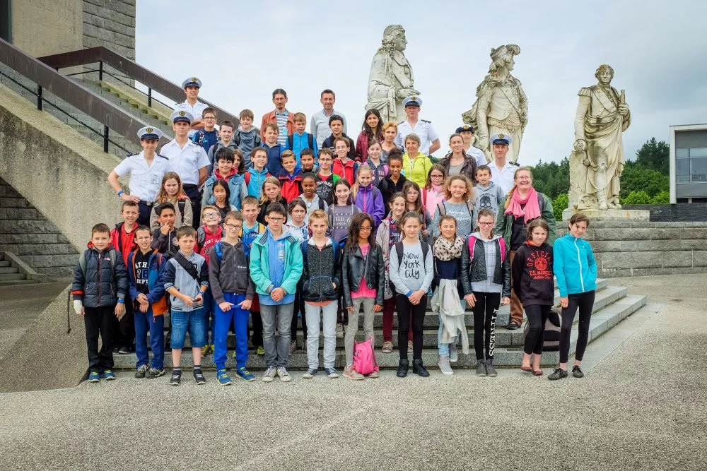 Des CM2 de Châteaulin en visite à l’Ecole Navale