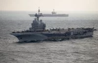 Les porte-avions Charles de Gaulle et USS Truman