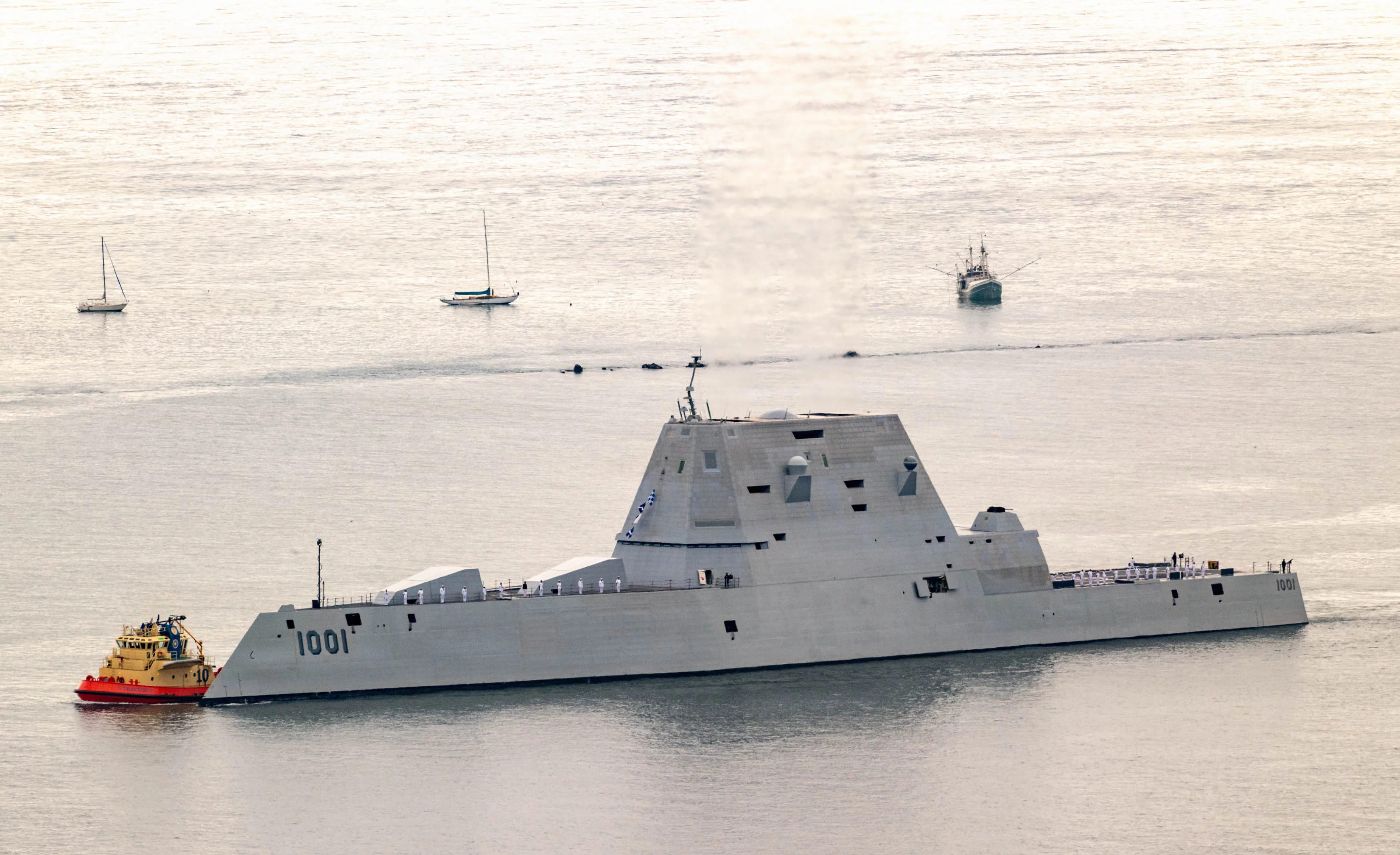 Le destroyer américain USS Michael Monsoor, classe Zumwalt
