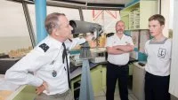 Le chef d’état-major des armées à la rencontre des marins