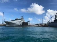 Le SNA Emeraude accosté à couple du BSAM Seine