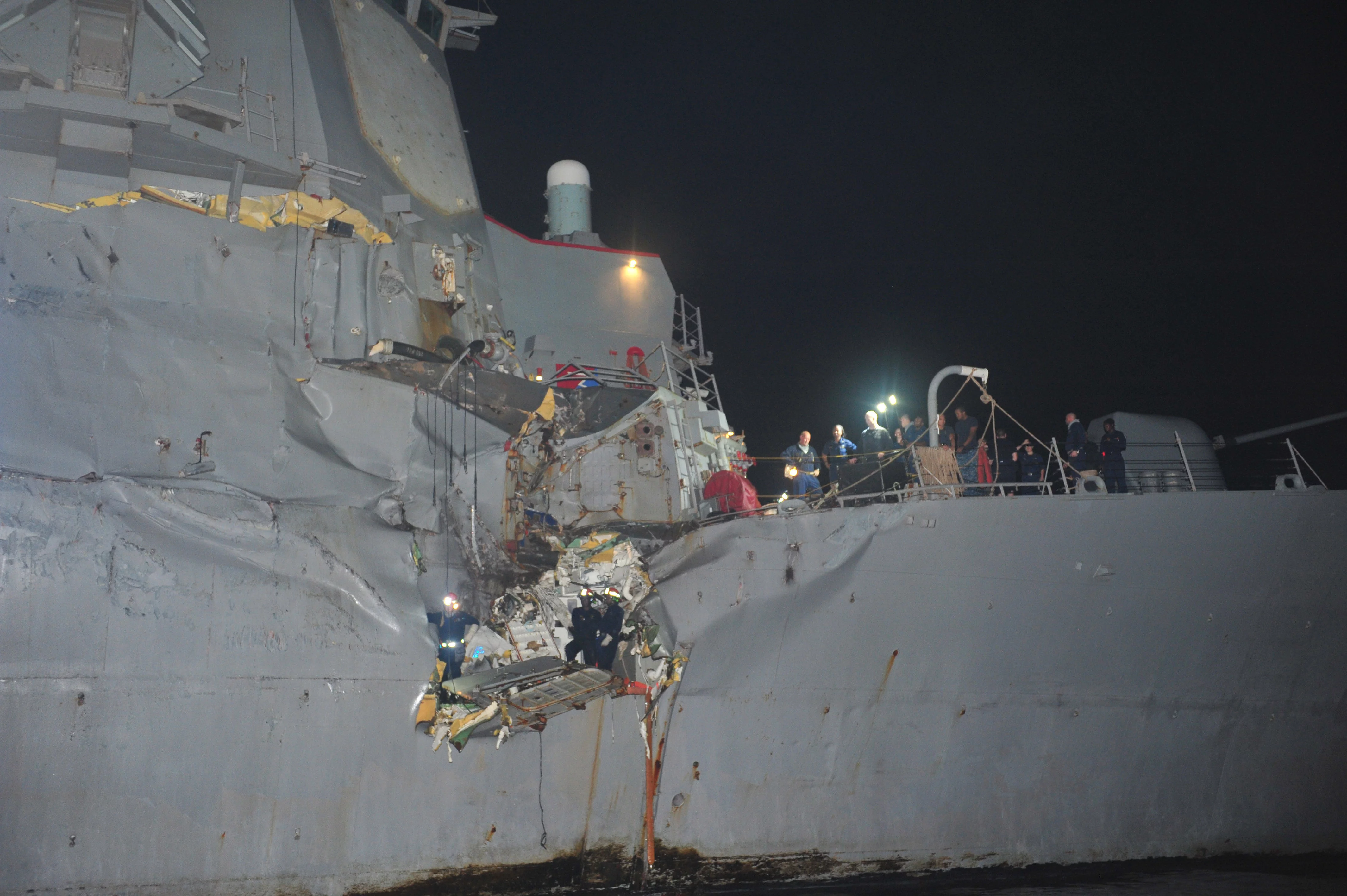 Le destroyer Porter est entré en collision avec un pétrolier japonais dans le détroit d’Ormuz