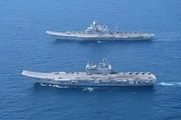 Les porte-avions indiens Vikramaditya et Vikrant