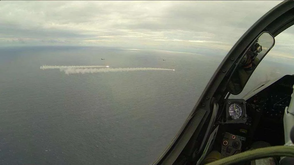 Tir simultannée de 2 missiles AM-39