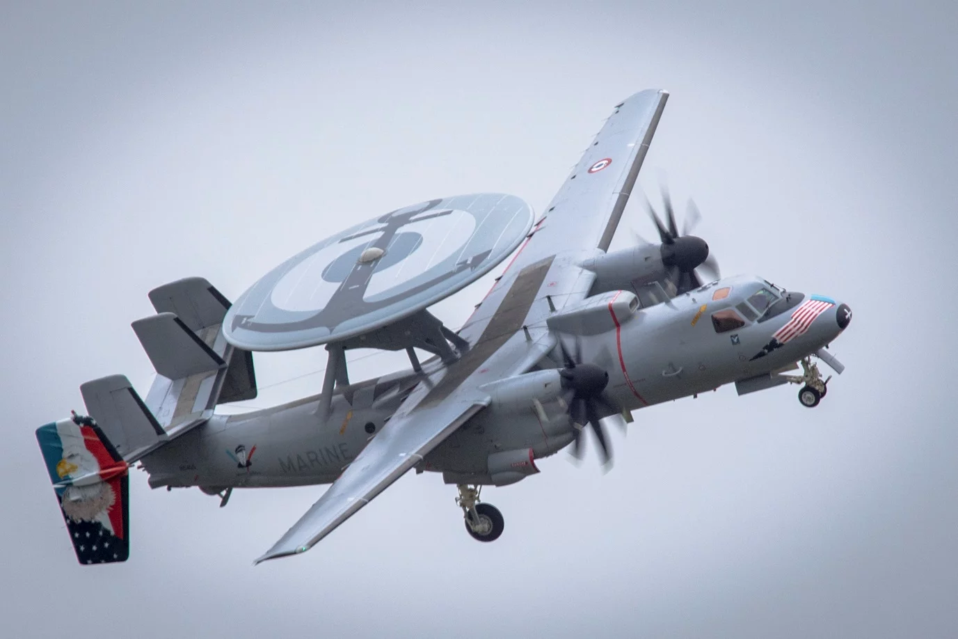 Avion de guet aérien E2C - Hawkeye