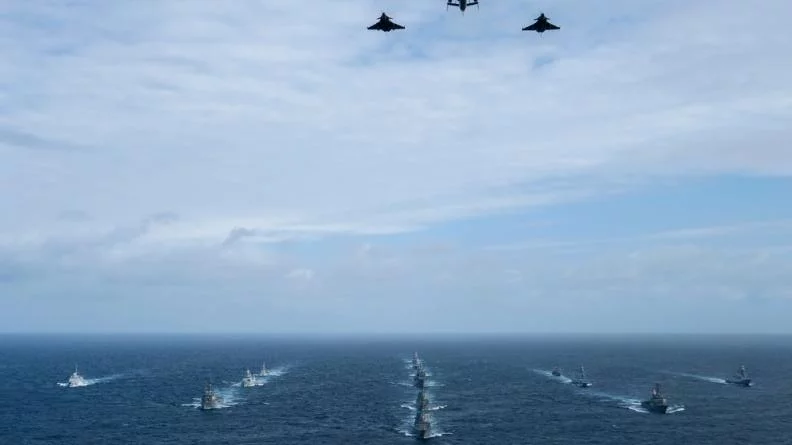 Les participants à l'exercice Formidable Shield