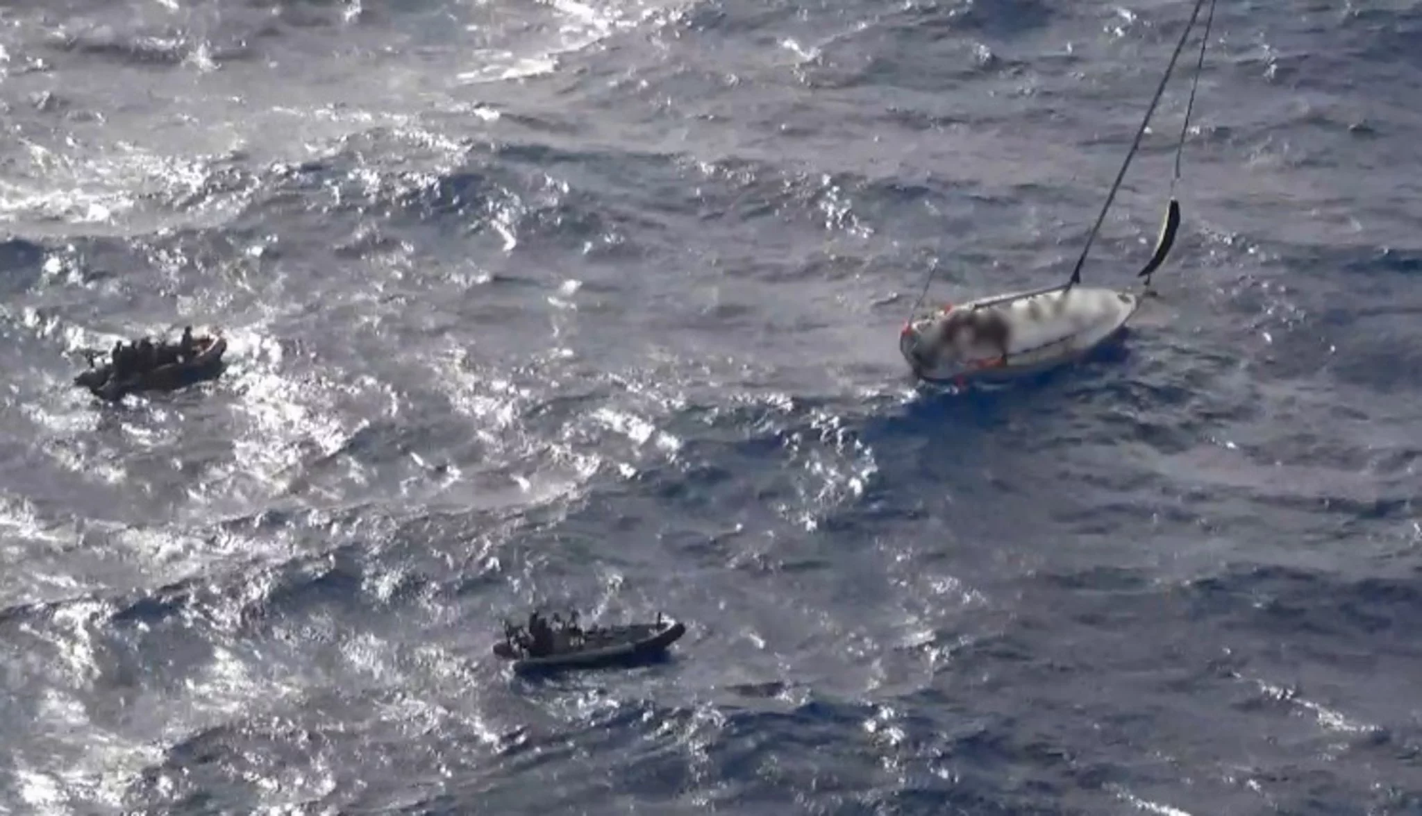 La frégate Ventôse intercepte un voilier transportant 1.200 kg de cocaïne