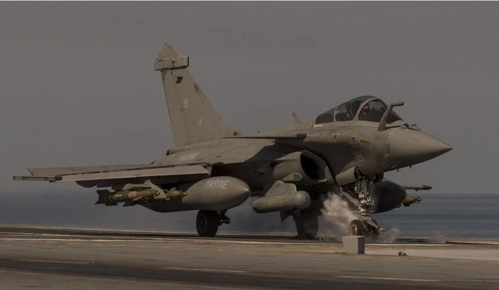 Un Rafale au décollage