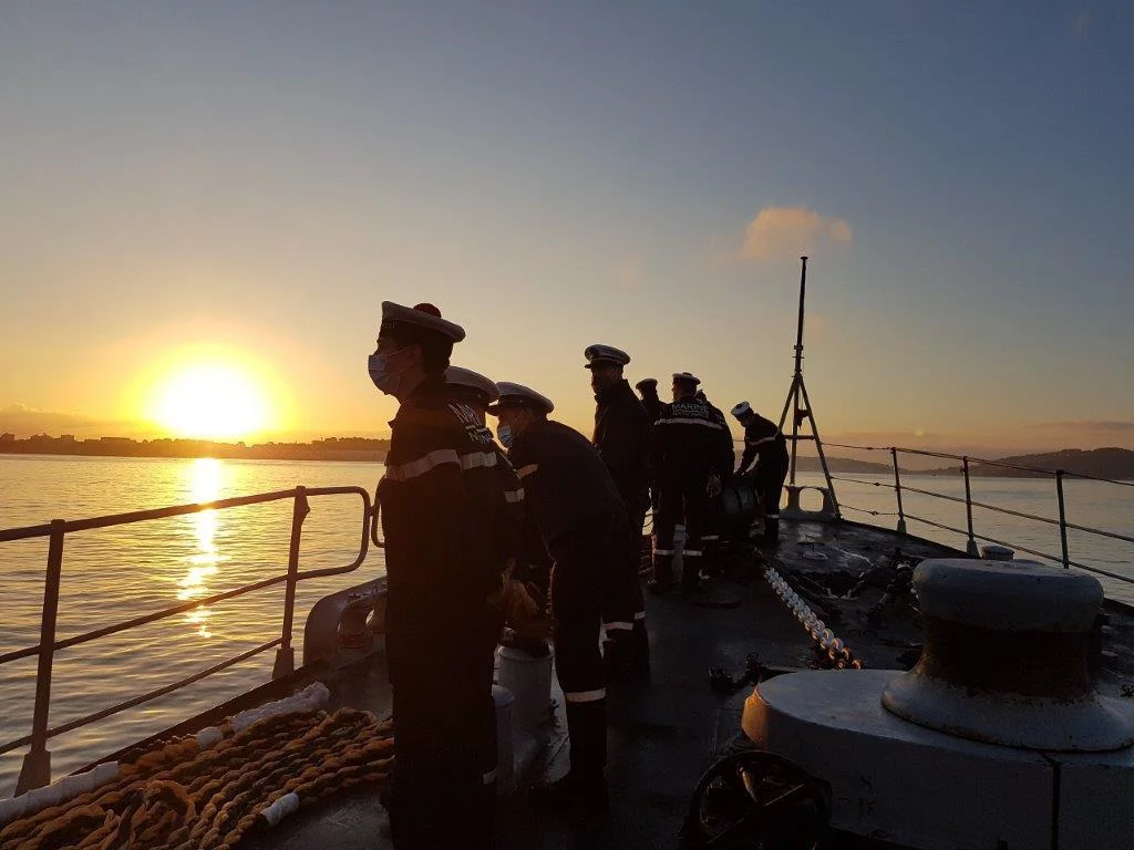 Appareillage au lever du jour