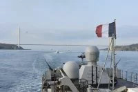 Le patrouilleur Commandant Birot franchit le détroit du Bosphore