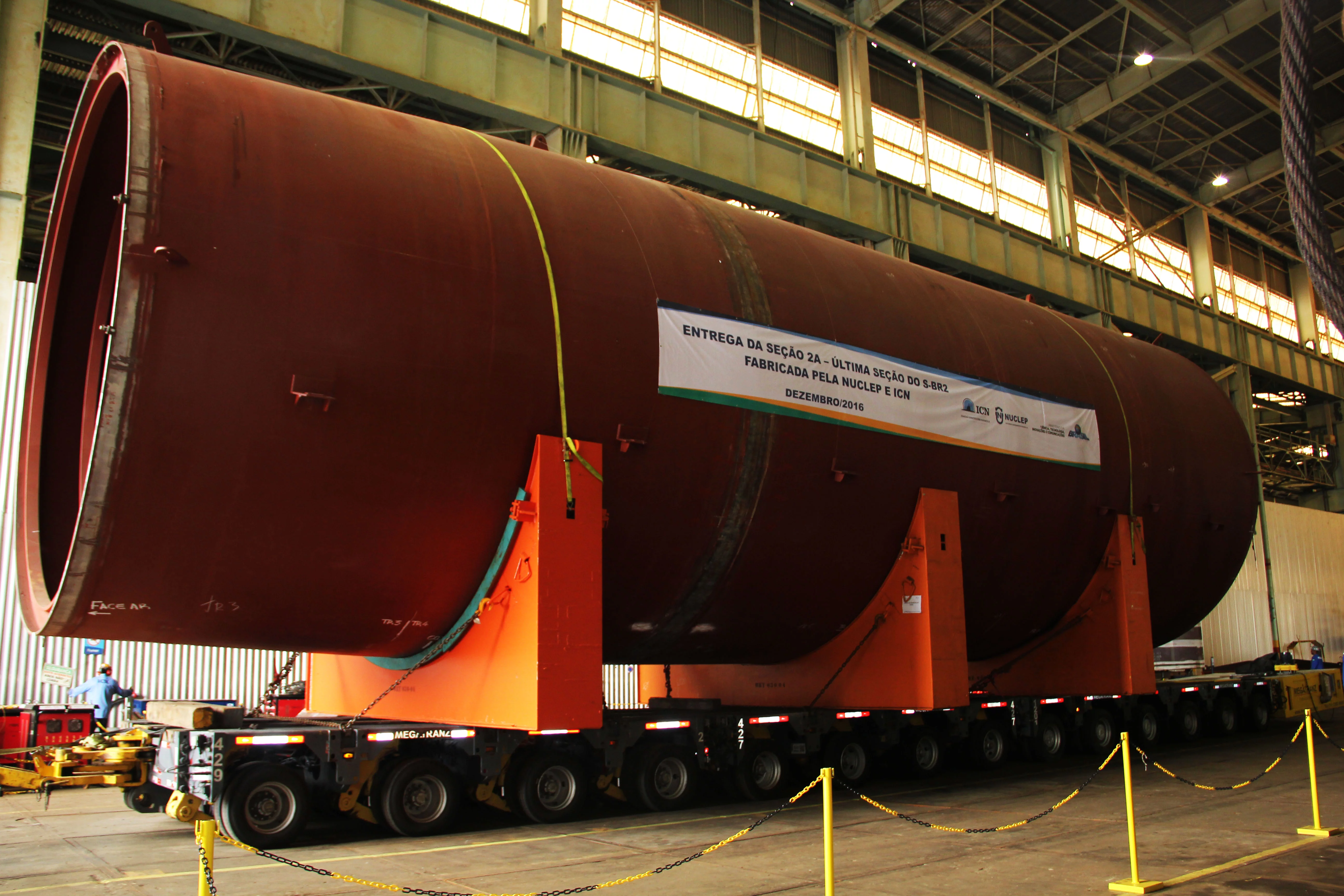 Livraison de la dernière section du 2è sous-marin Scorpène brésilien, l'Humaitá