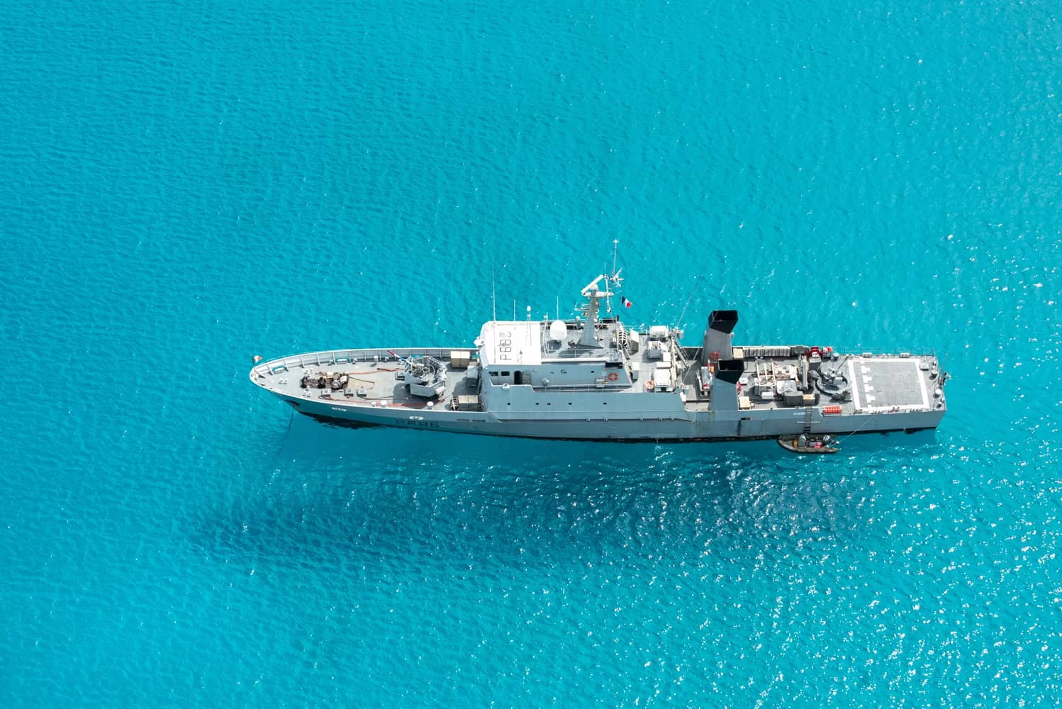 Le patrouilleur La Glorieuse