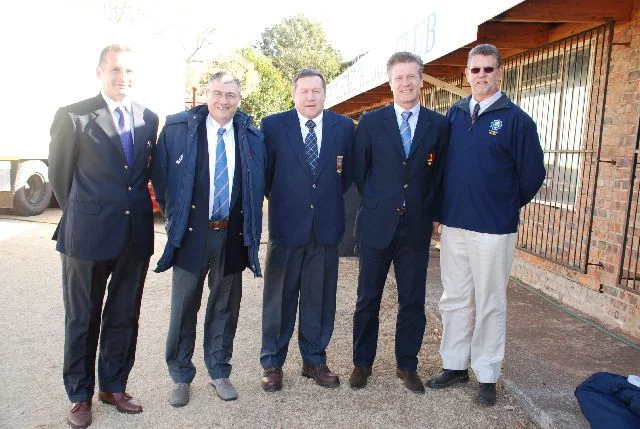 Les officiels des 2 équipes