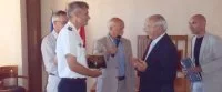 Visite d'une délégation du Chevalier Paul à la mairie de Saint-Tropez