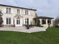 Une maison Athos
