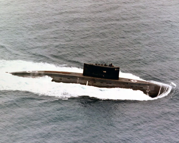 Un sous-marin Kilo Soviétique en patrouille