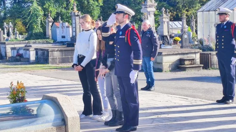 Cérémonie en hommage au martyrs d'Oradour-sur-Glane avec les Lions et Colombes et les élus et représentants de l'ONACVG de Moulins