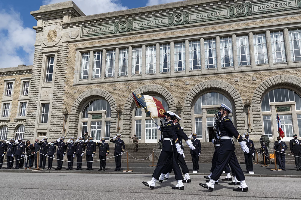 Présentation au Drapeau à l’École de Maistrance de Brest